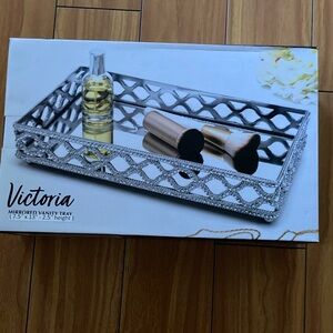 Silver Mirrored Vanity Tray